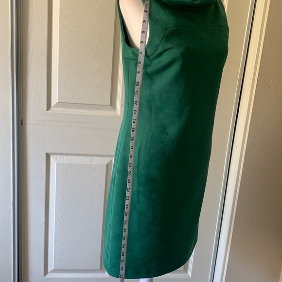 DKNY Elegant Green Sleeveless Dress - Picture 7 of 12
